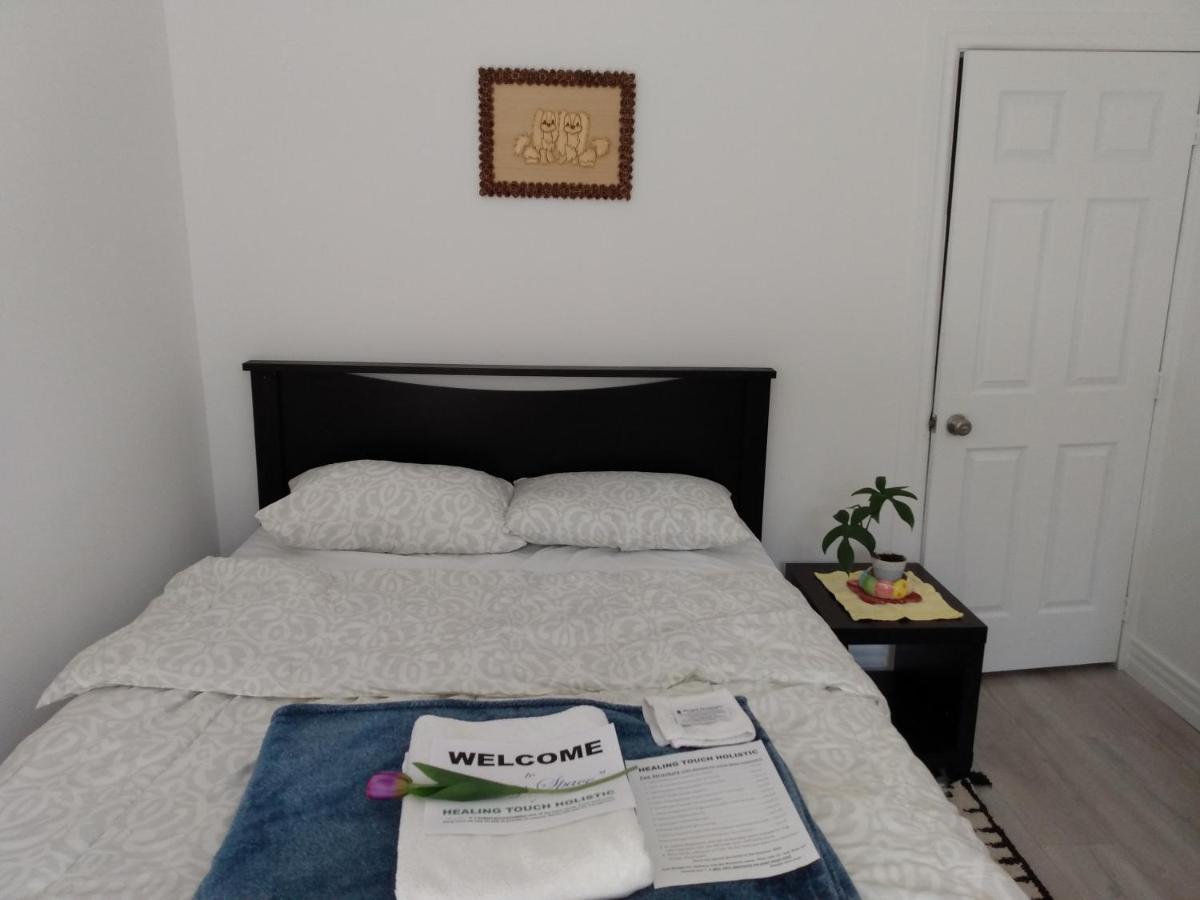 Healing Touch Holistic Living Space Amherst Esterno foto